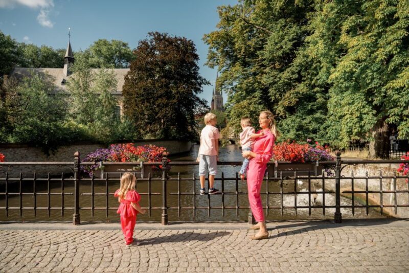 Bruges : Your private 30min. photoshoot in the medieval city - Why This Tour Is a Smart Choice