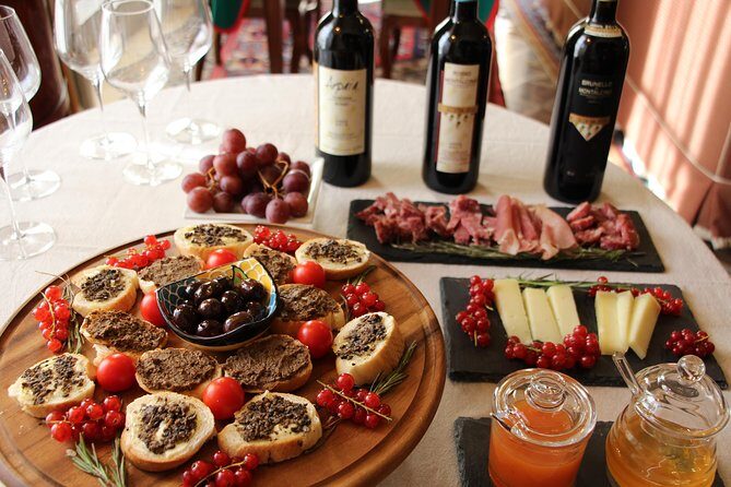 Brunello di Montalcino Wine Tasting with Tuscan appetizer in ancient residence - Key Points