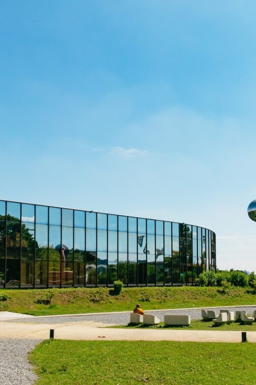 Brussels: Atomium Entry Ticket with Design Museum Ticket - The Design Museum Brussels: An Artistic Complement