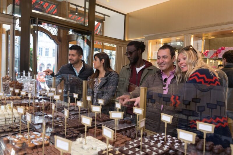Brussels: Belgian Chocolate Tasting Tour - Key Points