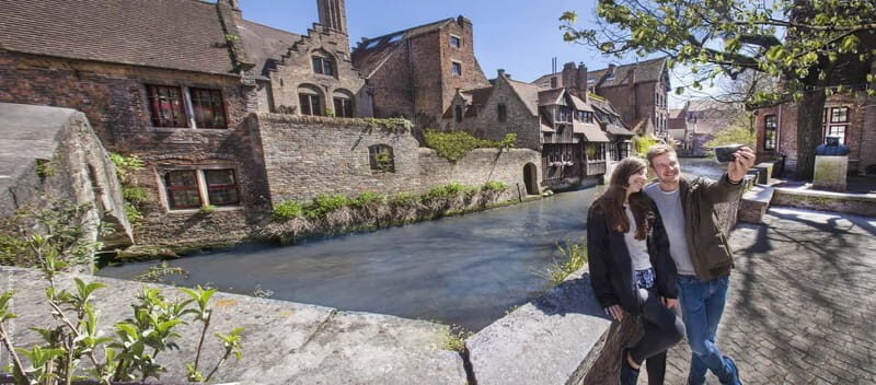 Brussels: Bruges & Ghent Tour with Cruise & Chocolate Visit - Who Should Consider This Tour?