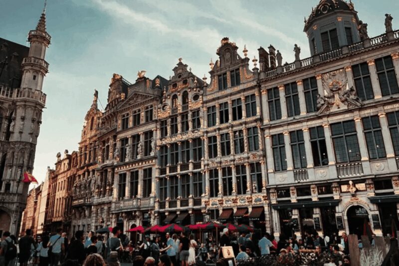 Brussels: Christmas Lights and Markets 3 Hour Walking Tour - What Makes This Tour Stand Out?