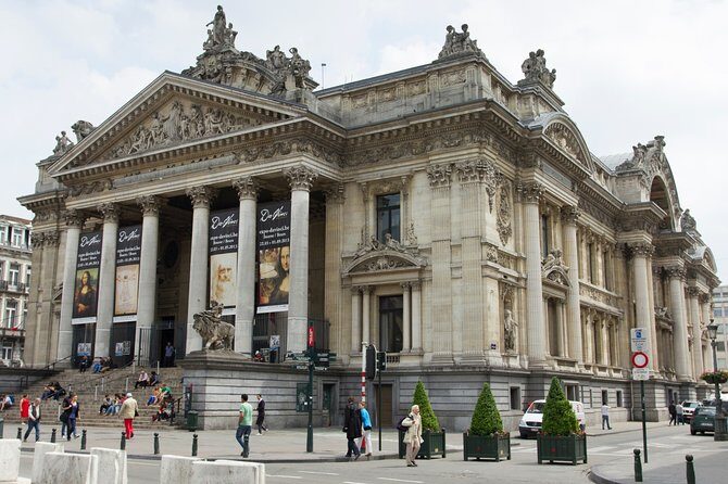 Brussels Highlights Self guided scavenger hunt and Walking Tour - Exploring the Experience in Detail