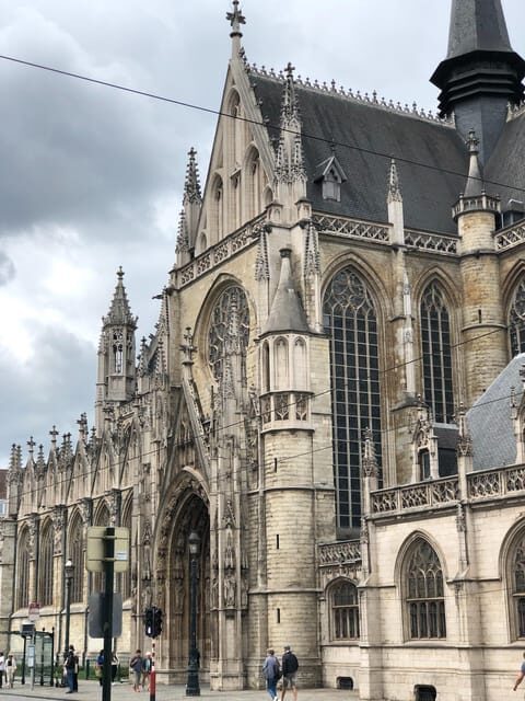 Brussels: Private 2-Hour Sightseeing Tour with Local Guide - FAQ