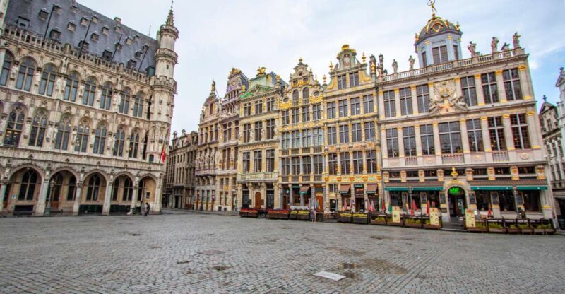 Brussels: Private Exclusive History Tour with a Local - Key Points