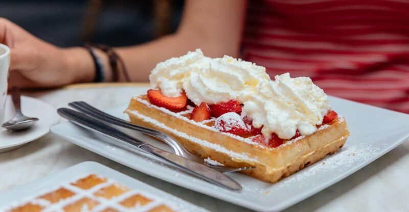 Brussels: Private Food Tour  10 Tastings with Locals - Exploring Brussels with a Foodie Twist: A Complete Guide to the Private Food Tour with 10 Tastings