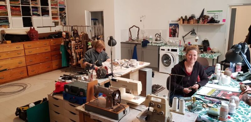 Brussels: Private Tour of Theatre Toone with Snacks and Beer - Key Points