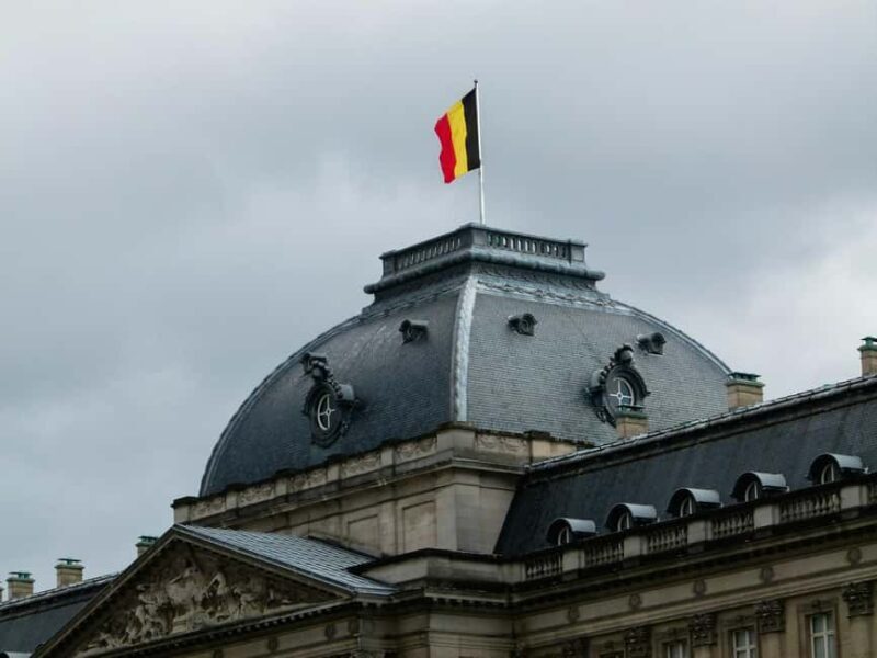 Brussels: Where Comics, Culture & Quirk Collide Walking Tour - Cultural Landmarks: La Monnaie and Saint Nicholas Church