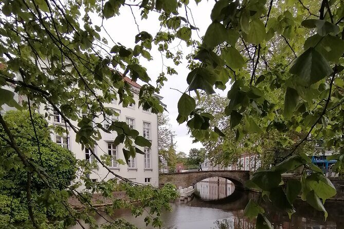 BRYGGJA ROMANTICA - 3 Hour Romantic Tour in Bruges - A Closer Look at the Experience