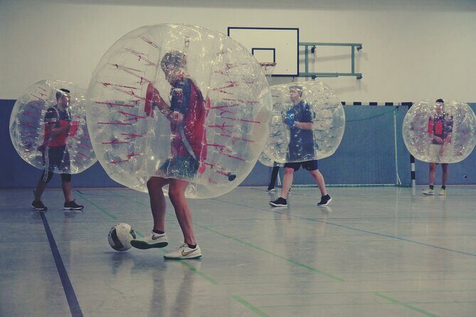 Bubble soccer in the center of Hamburg with beer / champagne - Additional Practical Details