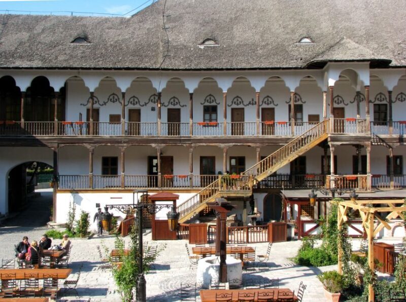 Bucharest: 2-Hour City Highlights Bike Tour - A Detailed Look at the Bike Tour