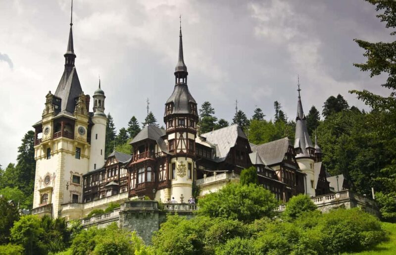 Bucharest: Bran Castle , Peles Castle & Braov Day Tour - Key Points