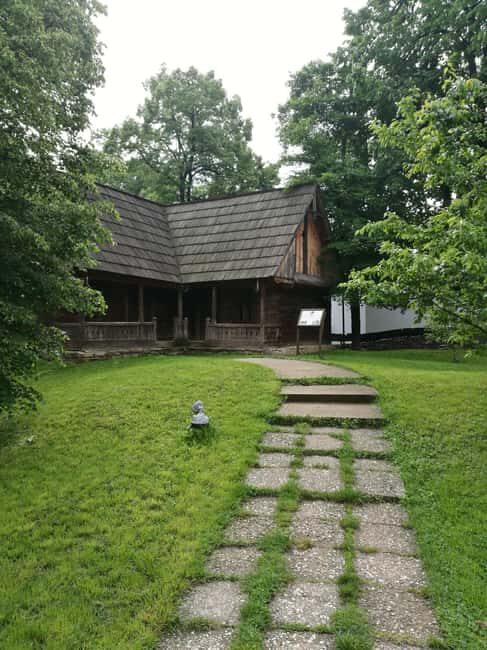 Bucharest city tour: Village Museum visit & Panormaic tour - What Reviewers Say