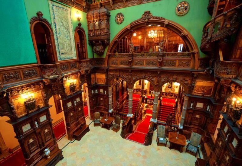 Bucharest: Draculas Castle, Peles Castle & Brasov Day Trip - The Experience Breakdown