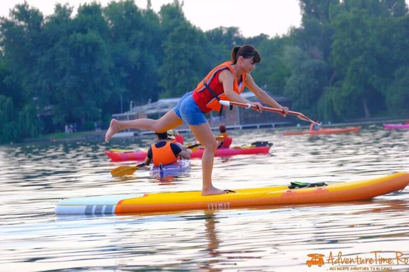 Bucharest: Herstru Lake Kayak or SUP Tour with Guide - Key Points