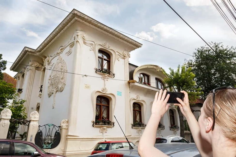 Bucharest: Hidden Gems 2.5-Hour Walking Tour - Who Should Take This Tour?