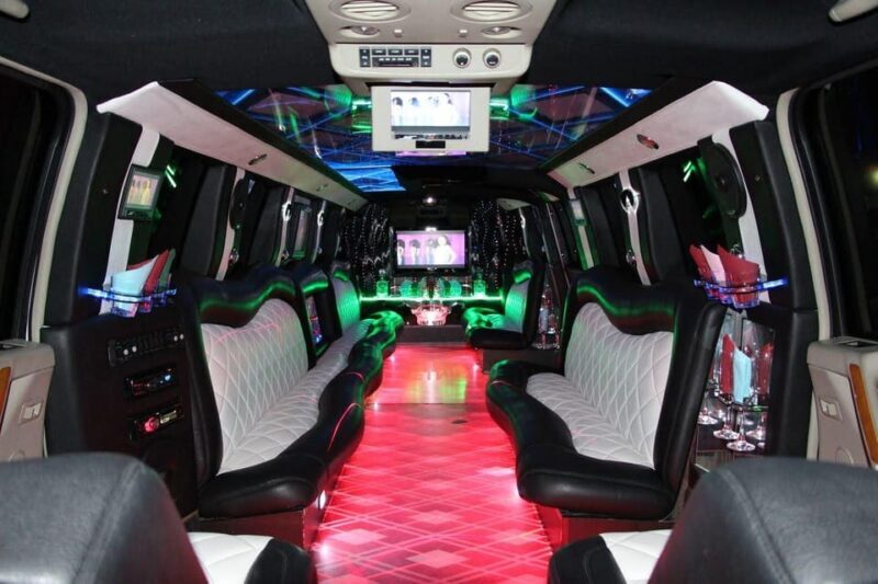 Bucharest Limousine & VIP Clubbing - A Look at the Experience