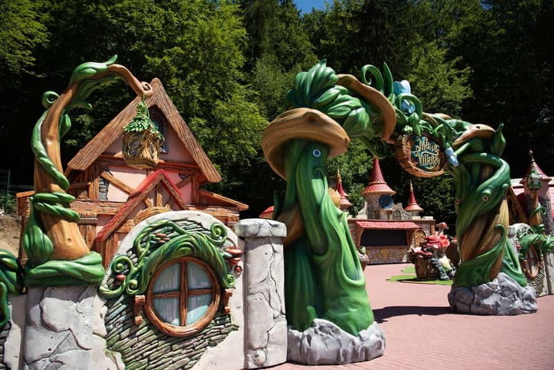 Bucharest: Magic Park & Bear Sanctuary Day Trip - Practical Details That Matter