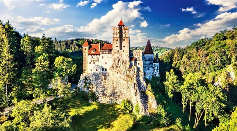 Bucharest: Peles Castle, Bran Castle, & Brasov Old Town Tour - The Itinerary: A Deep Dive