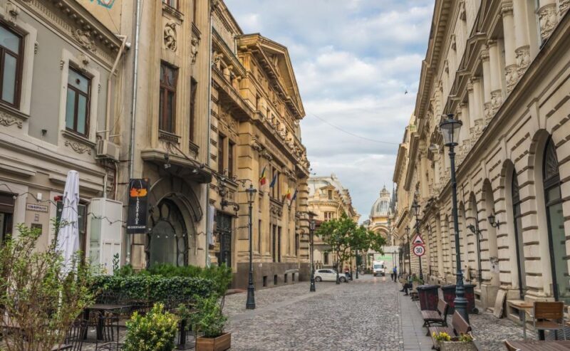 Bucharest: Private Exclusive History Tour with Local - A Closer Look at the Tour Experience