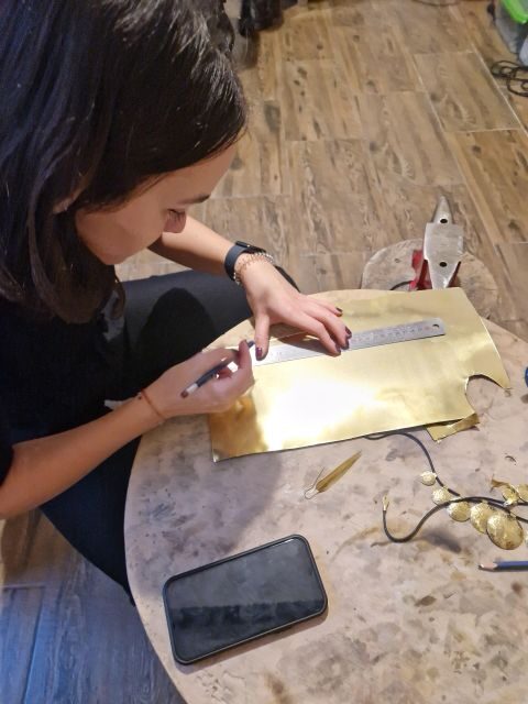 Bucharest: Real Roma Community - Crafting Workshop - The Value of Supporting Roma Artisans