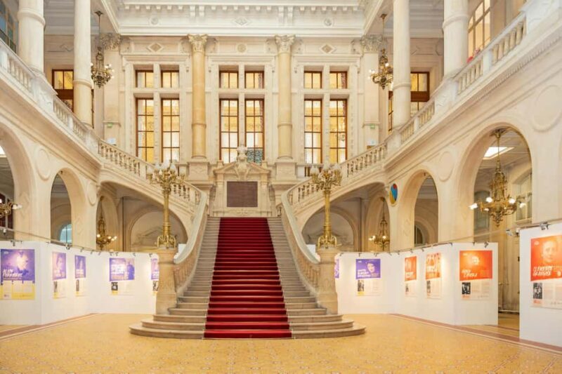 Bucharest: Village Museum, Ceauescu Mansion & Parliament - FAQ