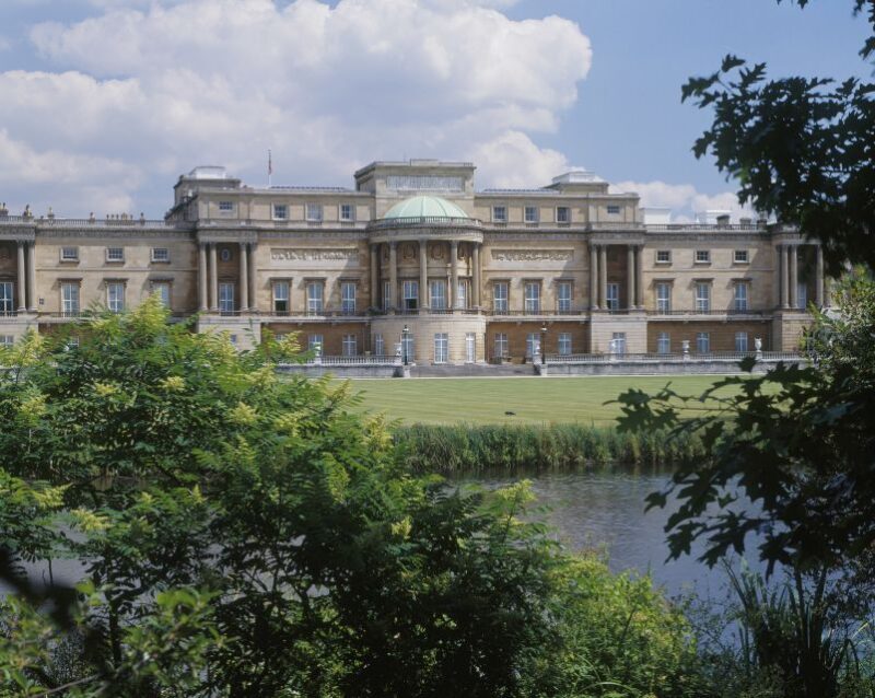Buckingham Palace and Stonehenge Tour - A Detailed Look at the Tour Experience