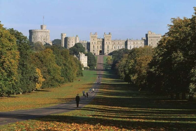 Buckingham Palace and Windsor Castle Tour - The Sum Up