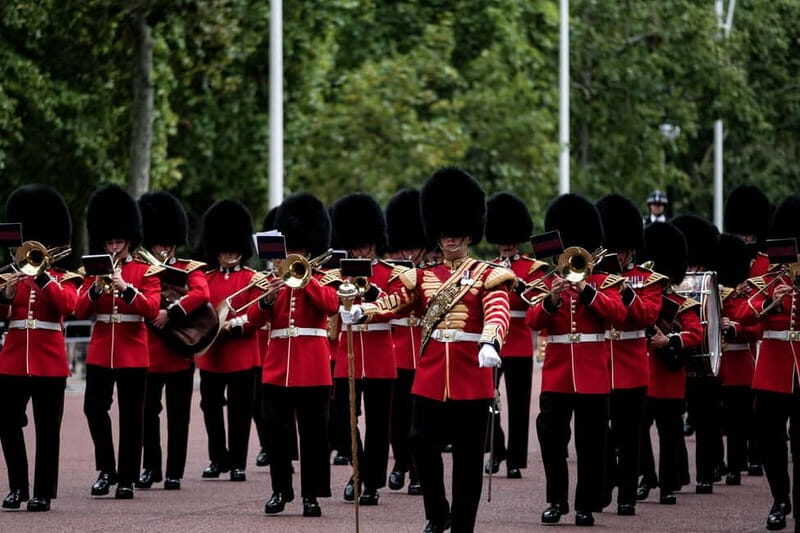 Buckingham Palace, Changing of the Guard Walking Tour - What You Can Expect from the Tour