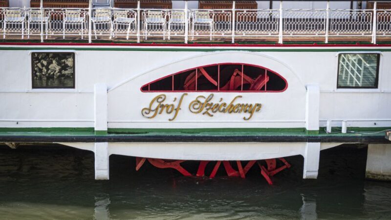 Budapest: 1 hr Sunshine Booze Cruise with Prosecco - The Sum Up