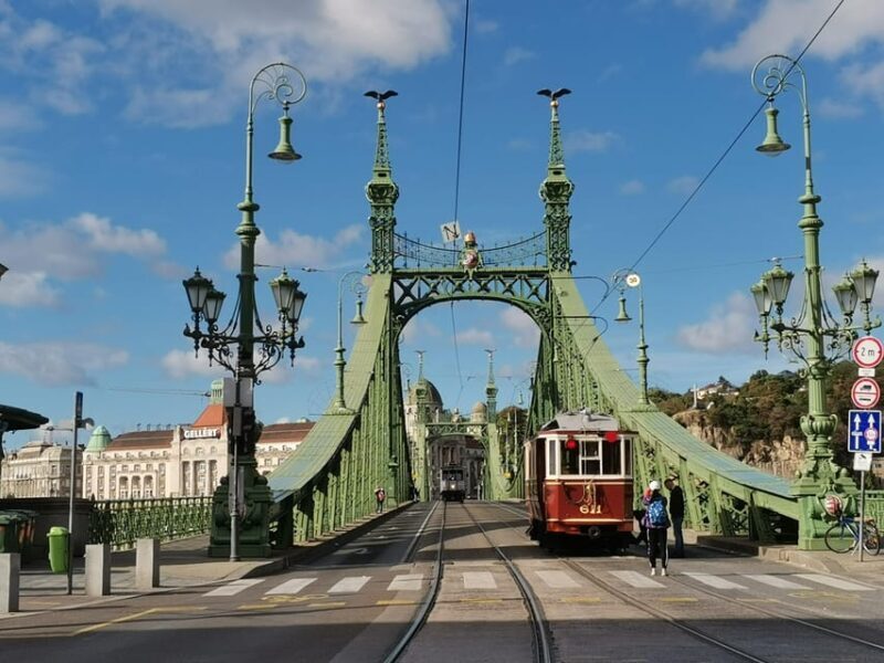 Budapest: 2.5-hour Hidden Sights Private Bike Tour - FAQs