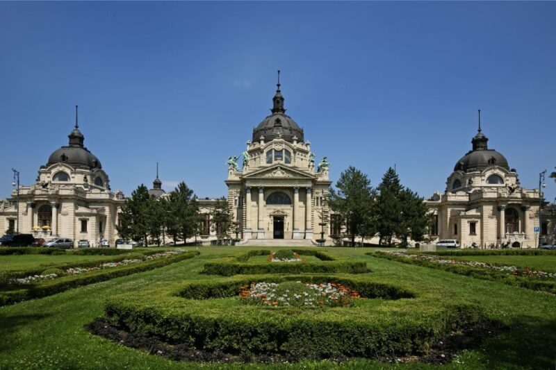 Budapest 3.5 Hour Private Walking Tour with Strudel Stop - Final Thoughts: Who Will Love This Tour?