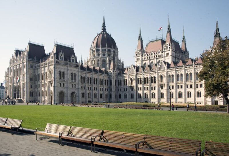 Budapest 3-Hour Private Walking Tour with Route Options - FAQ