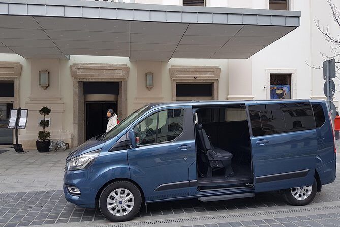 Budapest Airport Private Departure Transfer : City to Airport - A Closer Look at the Budapest Airport Private Departure Transfer