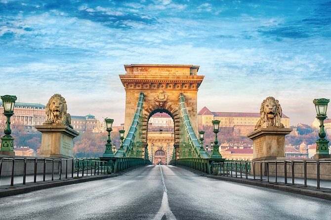 Budapest Airport Transfers: Budapest Airport BUD to Budapest City in Luxury Van - Cost and Value