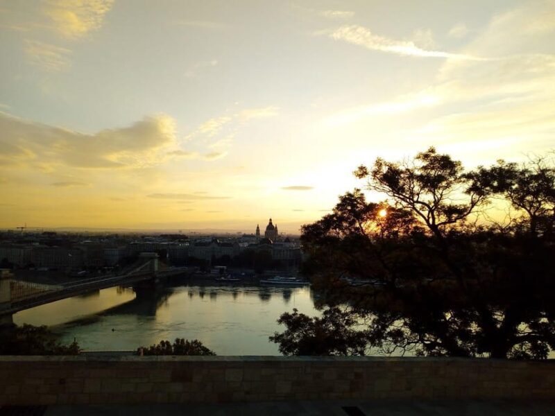 Budapest At Dawn: Scenic Walking Tour with Music Performance - Key Points