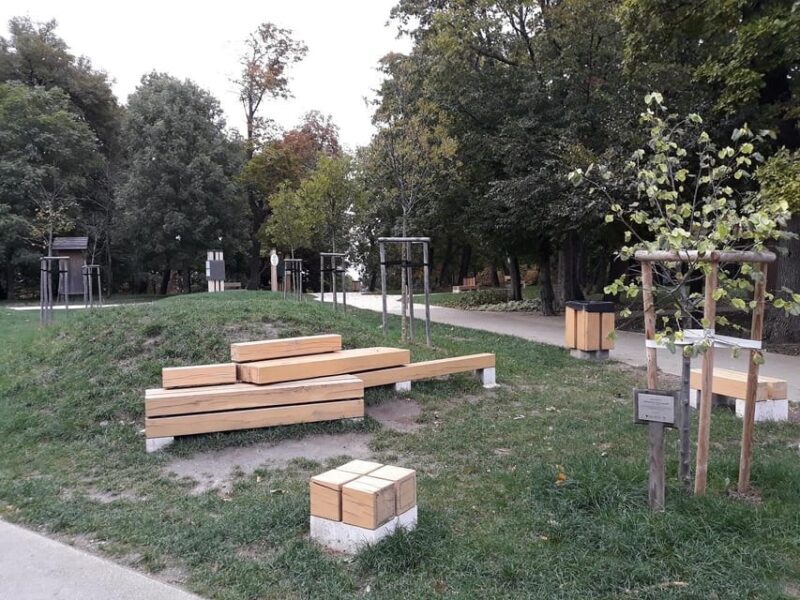 Budapest At Dawn: Scenic Walking Tour with Music Performance - FAQs