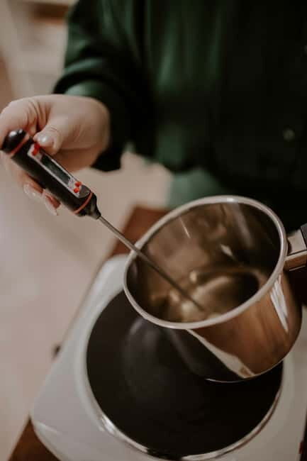 Budapest: Candle Making Masterclass with 5 Candles to Make - FAQ