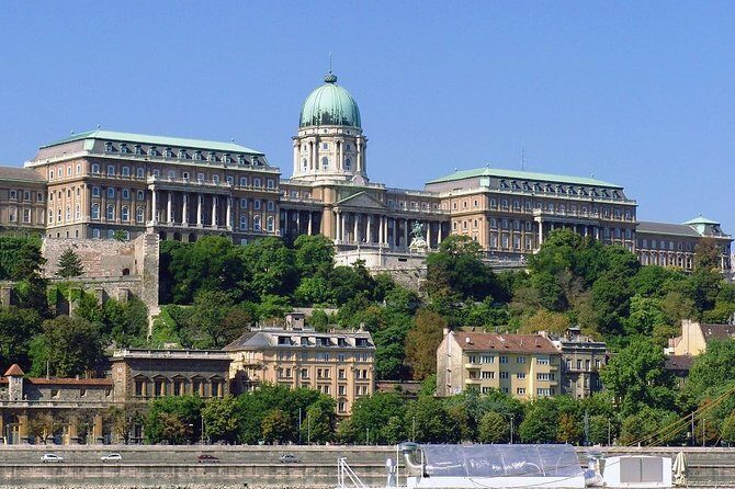 Budapest City Sightseeing Half-Day Tour - Transportation and Group Size