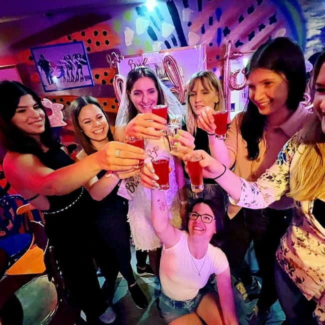 Budapest: Cocktail Tasting with Unique & Delicious Cocktails - Key Points