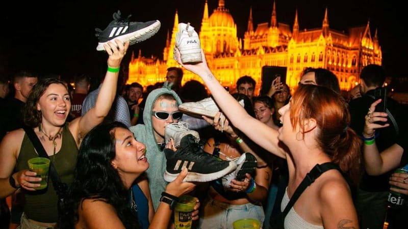 Budapest: Danube Beat Party Cruise with Drink Packages - What We Love About This Experience