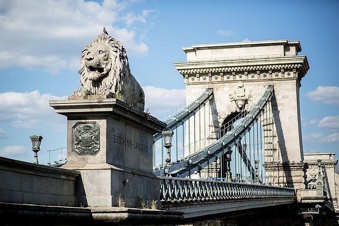 Budapest Danube evening cruise and private arrival airport transfer supersaver ! - Key Points