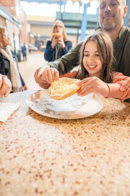 Budapest: Eat the Street, food tour with wine, 16+ tasting - An In-Depth Look at the Budapest Food & Wine Tour