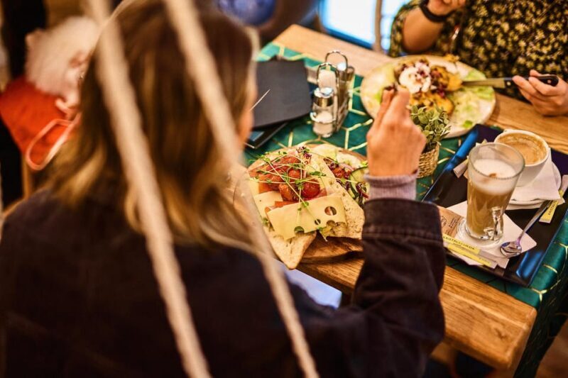 Budapest: Eggscuse Me? Brunch & Bistro's Bottomless Offer - An In-Depth Look at the Eggscuse Me? Brunch & Bistro Experience