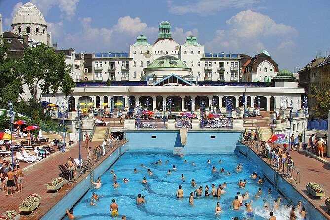 Budapest Gellert Thermal Spa Full Day Ticket with Cabin or Locker - Practical Tips for Your Visit