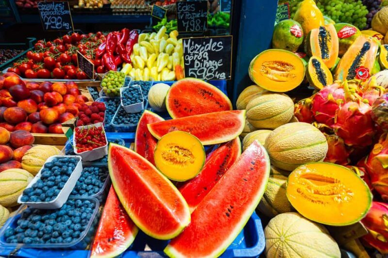 Budapest: Grand Market Tasting Tour with Local Guide - An In-Depth Look at the Central Market Hall Tour