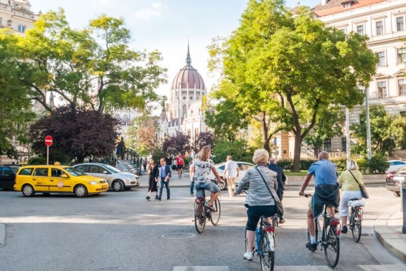 Budapest: Guided City Discovery Bike Tour - An Honest Look at the Budapest Guided Bike Tour