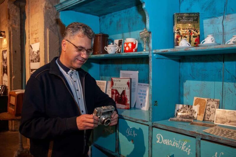 Budapest: Guided Jewish Tour with Ghetto Wall Exhibition - Key Points