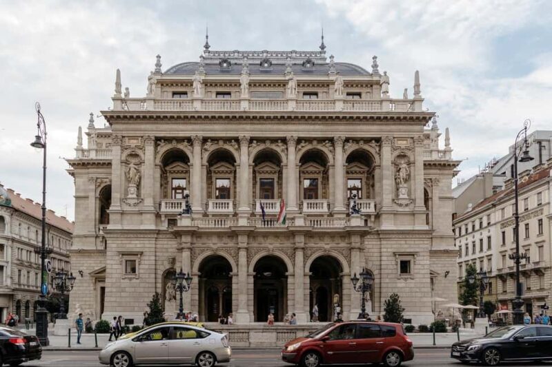 Budapest: Guided Musical Tour & Folk Music Performance - Practical Tips for the Best Experience