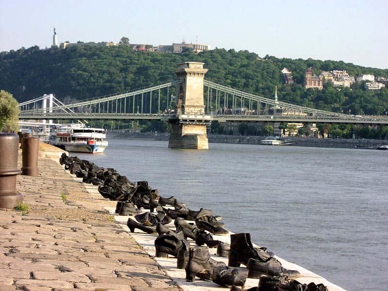 Budapest: Half-Day Small Group Jewish History Tour - Authentic Insights from Reviews